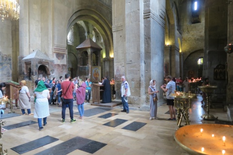 5_4_Svetitskhoveli_Cathedral_28