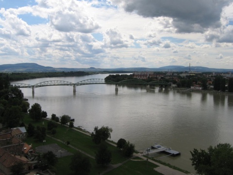 s_8Esztergom32