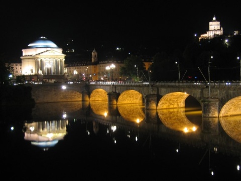 65_T_FiumePo_night_08