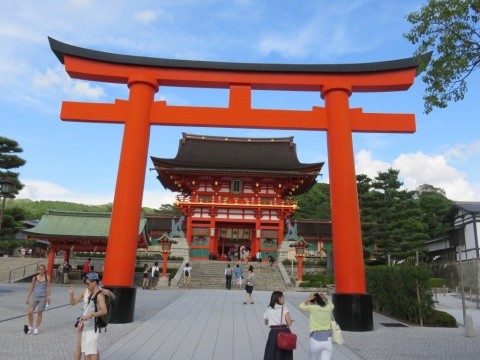 26_Fushimi_Inari_Taisha_07_b