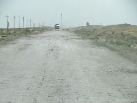 Khiva_Bukhara_road_037_Kyzylkum